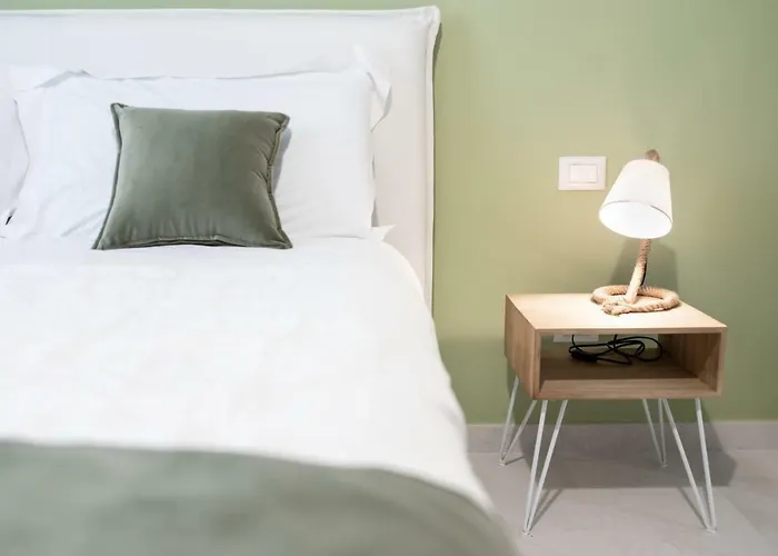 Li Cetti לינה וארוחת בוקר 3*